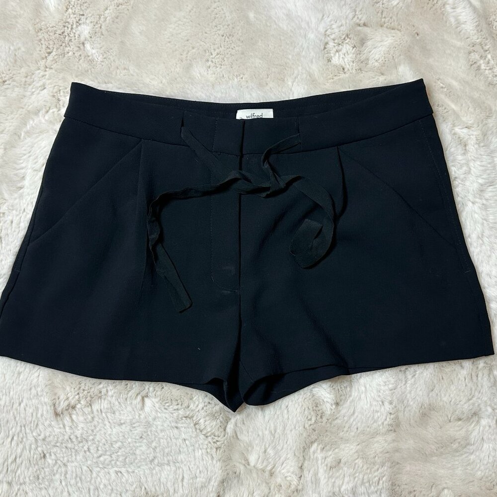 Aritzia / Wilfred Exergue Shorts - Black - 10